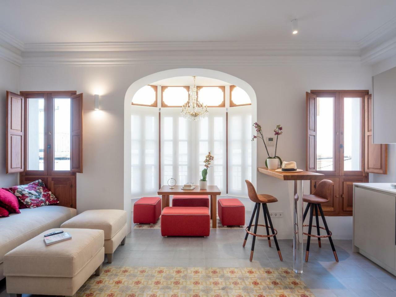 Es Palauet Brandnew One Suite Apartment In Ibiza Center Exteriör bild