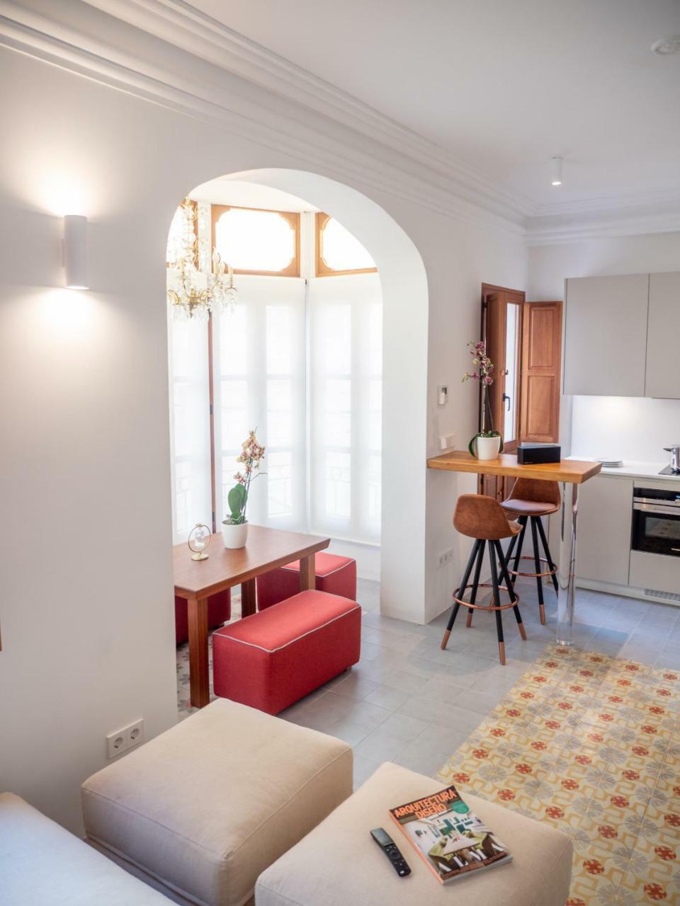 Es Palauet Brandnew One Suite Apartment In Ibiza Center Exteriör bild